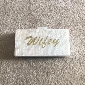 Wifey clutch